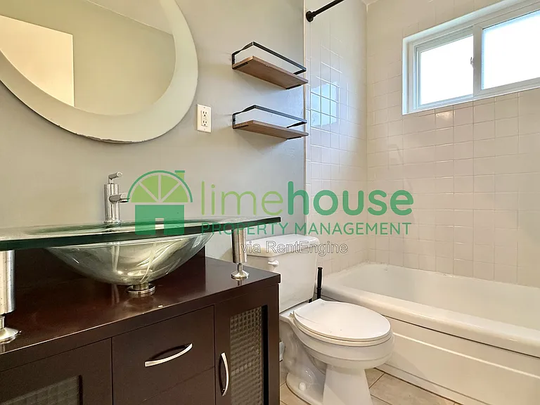 417 Lynn Shores Dr — Photo 20