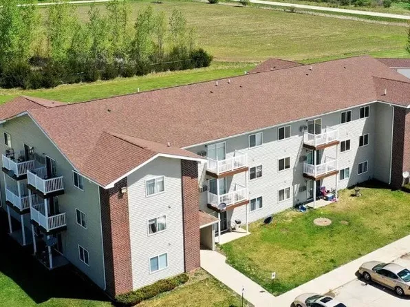 410 13th Ave NW, Oelwein, IA