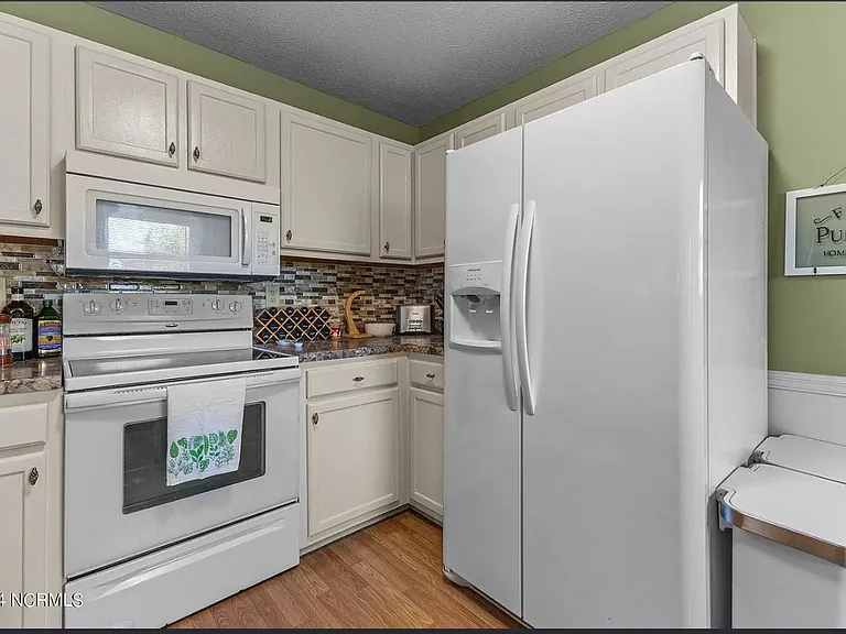 3434 Masters Dr — Photo 16