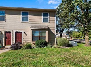 2515 Candle Crest Cir, Manhattan, KS 66503