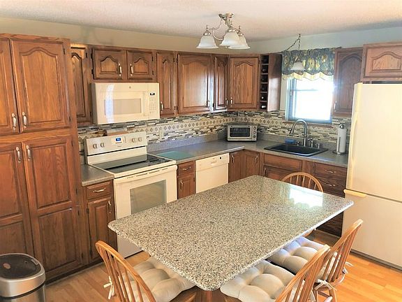 2nd image of 33 Greenwood Village St #43
