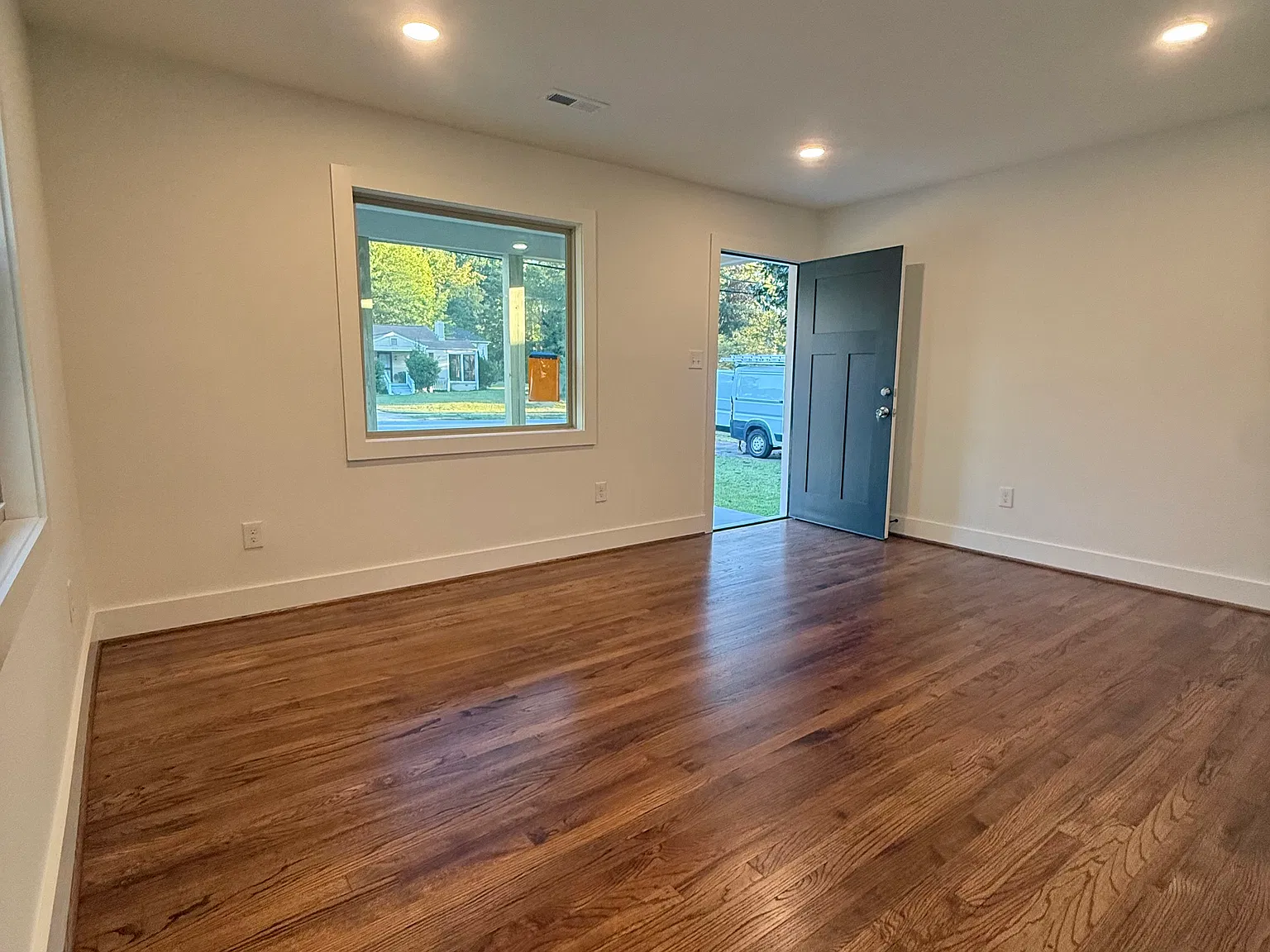 2 bed, 672 sqft, $1,650 — Photo 3