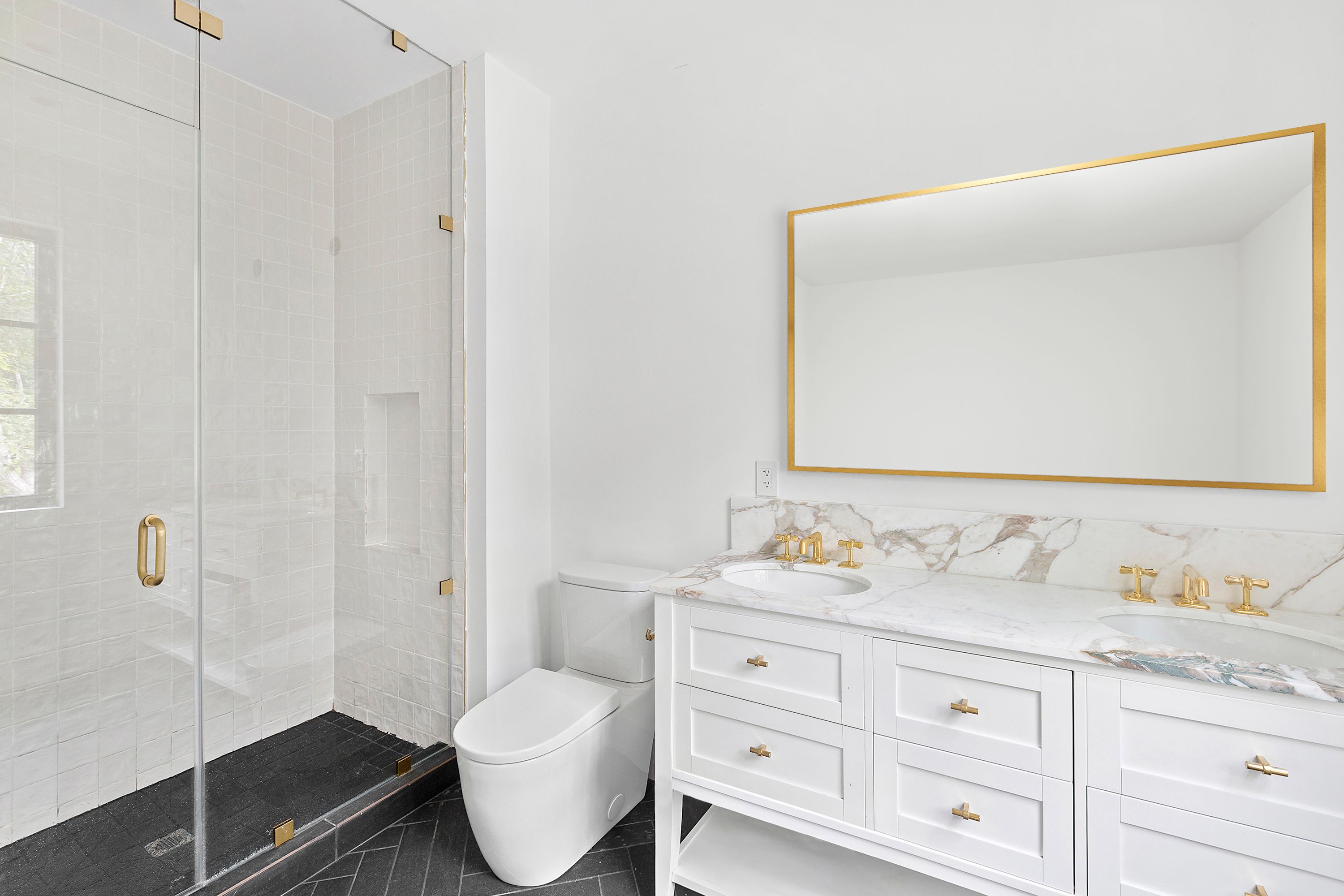 48 Jonathan Dr, East Hampton, NY 11937 Out East