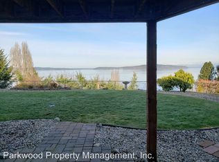 98 Tatoosh Pl, Steilacoom, WA 98388