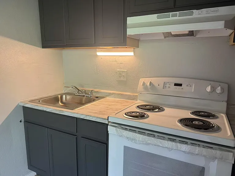 3401 Woodman Dr #108 — Photo 15