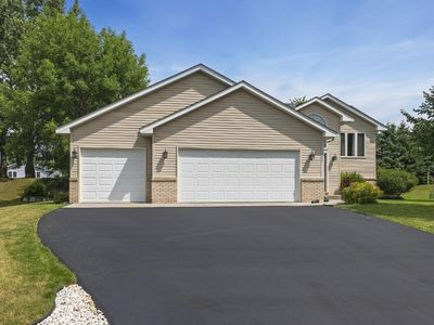 122 Alva St, Waconia, MN, 55387