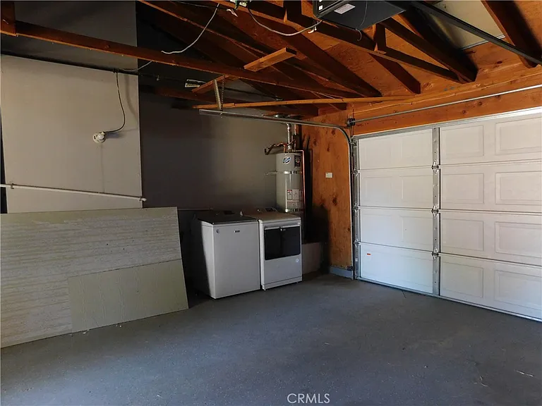 20001 Airway Blvd — Photo 22