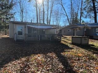 5375 Jerry St, Gladwin, MI 48624