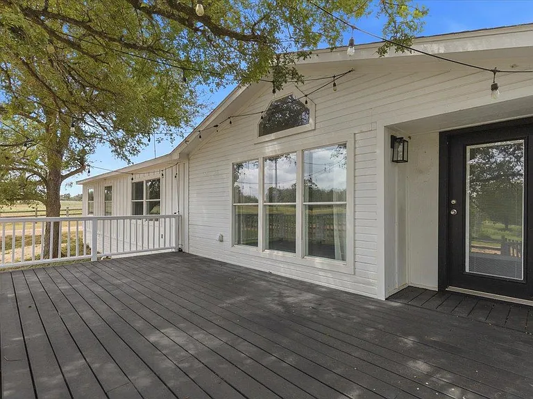 1029 Lower Red Rock Rd — Photo 4