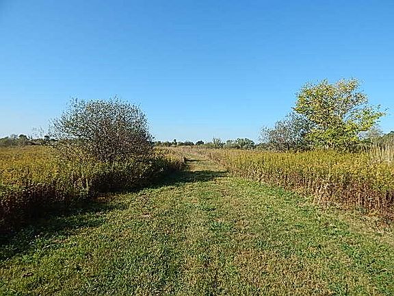 3rd image of 2857 Oakley Rd