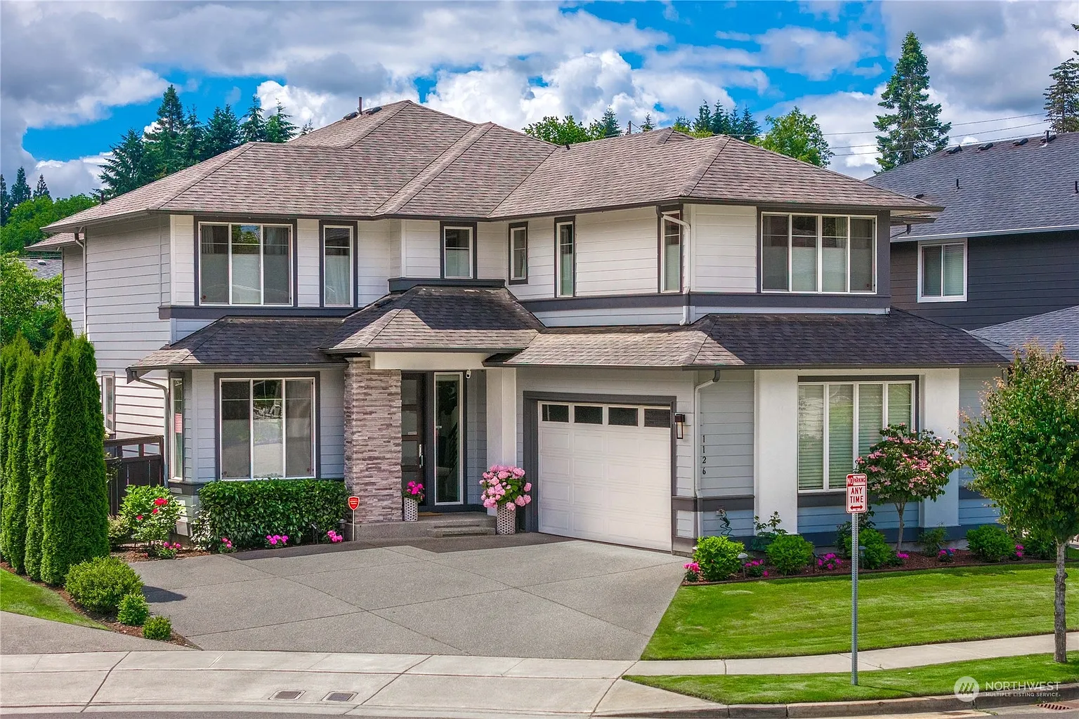 1126 28th Avenue Ct SW photo 1