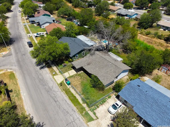 5911 Stoney Creek, San Antonio, TX 78242