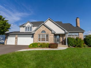 2049 Cheshire Dr, Hoffman Estates, IL 60192