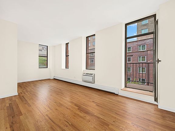 3rd image of 201 E 12th St APT 301