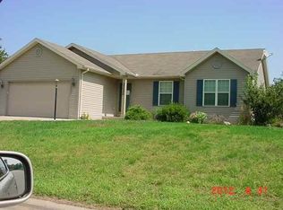 53586 Spring Mill Dr W, Elkhart, IN 46514