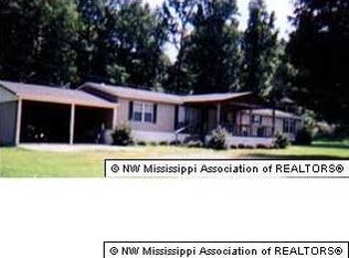 5066 Pleasant Grove Rd, Como, MS 38619