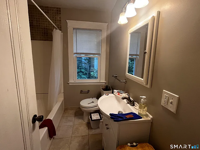 21 Elmwood Rd — Photo 23