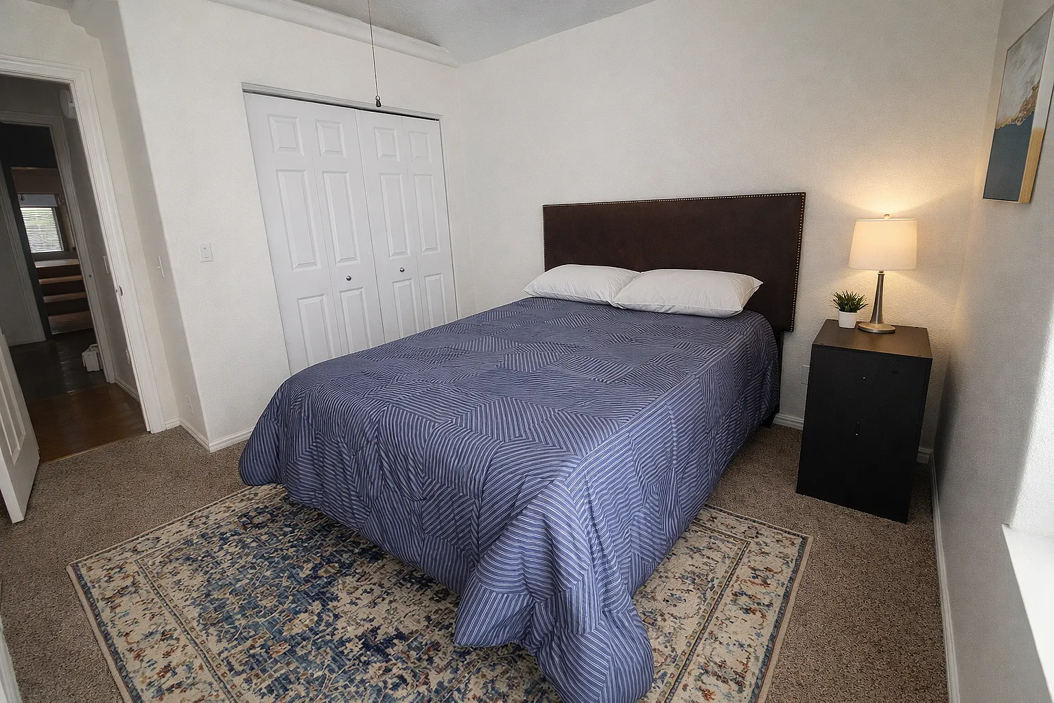 4 bed, 2377 sqft, $2,450 — Photo 4