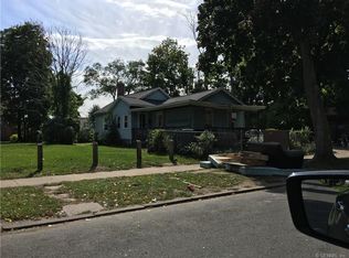 301 Champlain St, Rochester, NY 14608