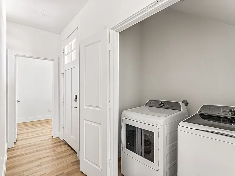 2505 Benbrook Blvd #504 — Photo 7