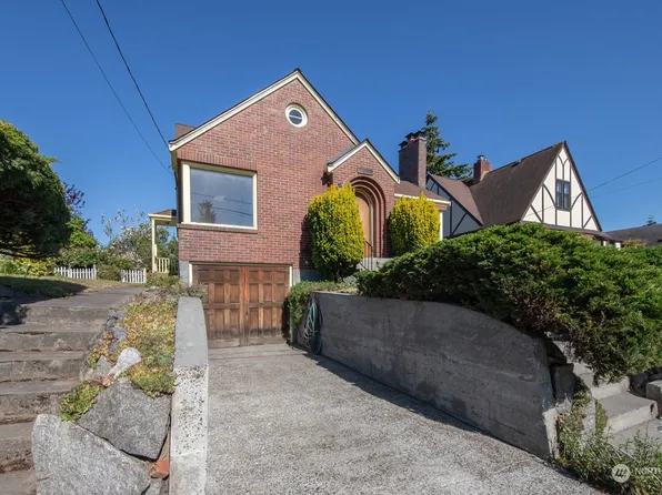 7330 10th Avenue NW, Seattle, WA 98117