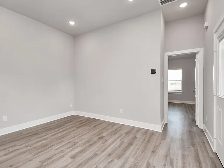21039 Shore Oak Dr #B — Photo 15