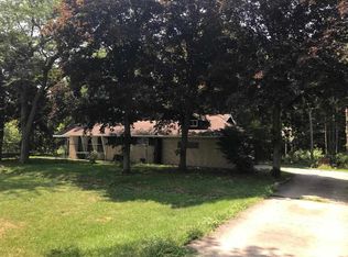 3468 Crescent Ln, Bay City, MI 48706