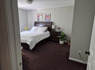 4452 Jordan Dr, Grand Blanc, MI 48439