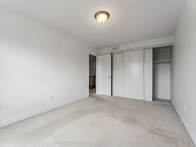 413 Boisdale Walk — Photo 18