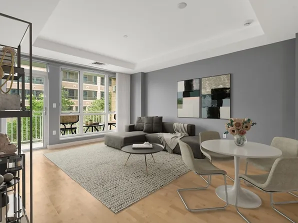100 Station Lndg Unit 409, Medford, MA 02155