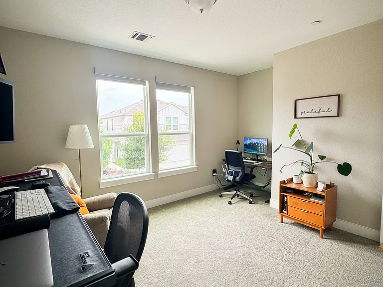 1807 Roseburg Dr — Photo 5