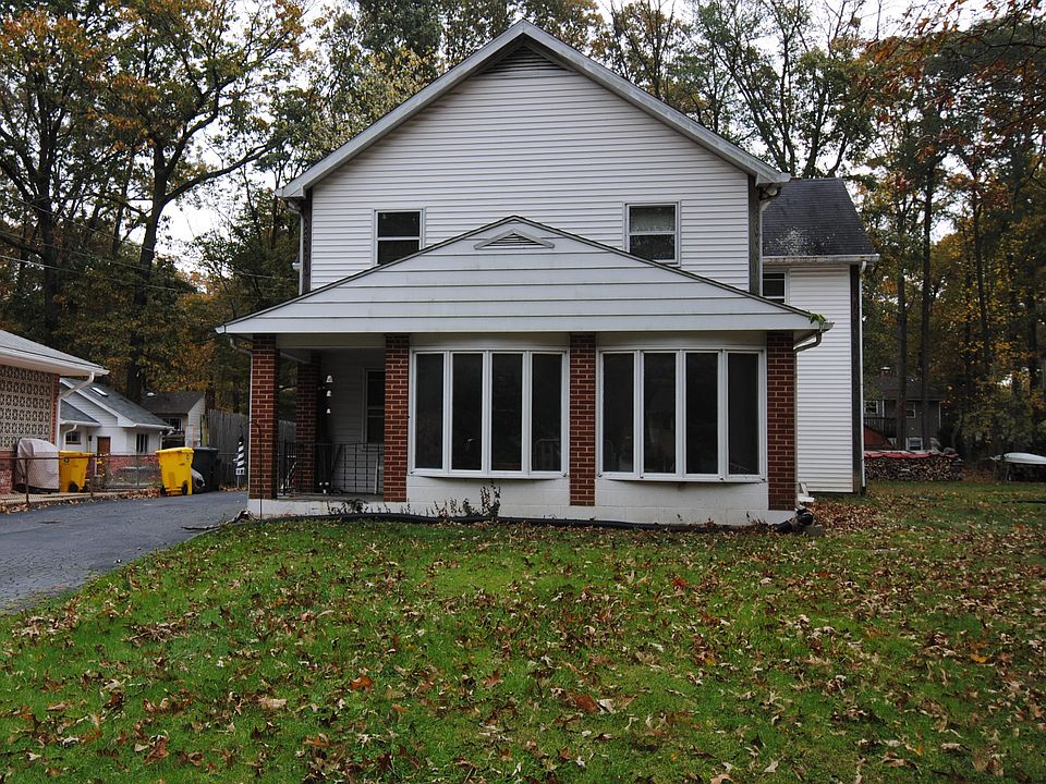 1st image of 619 Cedarwood Ln