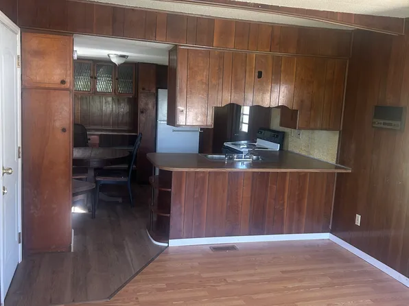 119 1st St, Bean Station, TN 37708