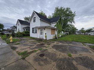 2703 Main St, Anderson, IN 46016