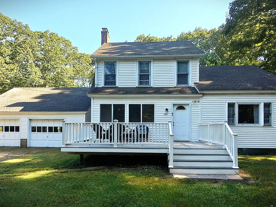 Storrs Rd
