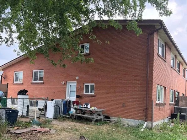 32 Sharon Ct, Brampton, ON L6W 3B7