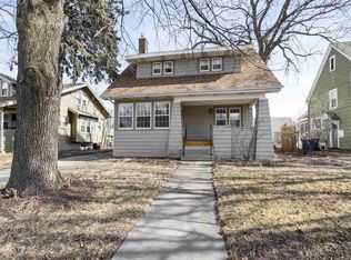 1506 Jackson St, Oshkosh, WI 54901