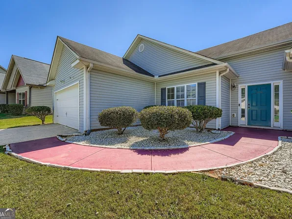231 Summergate Ln, Villa Rica, GA 30180