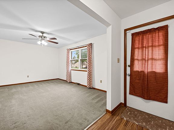 5th image of 3217 Augusta Blvd