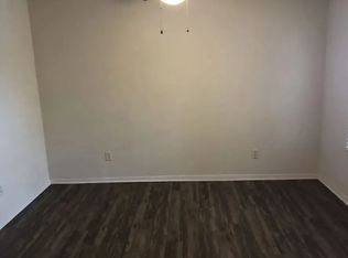 2011 Labrisa Dr #105, Bryan, TX 77807