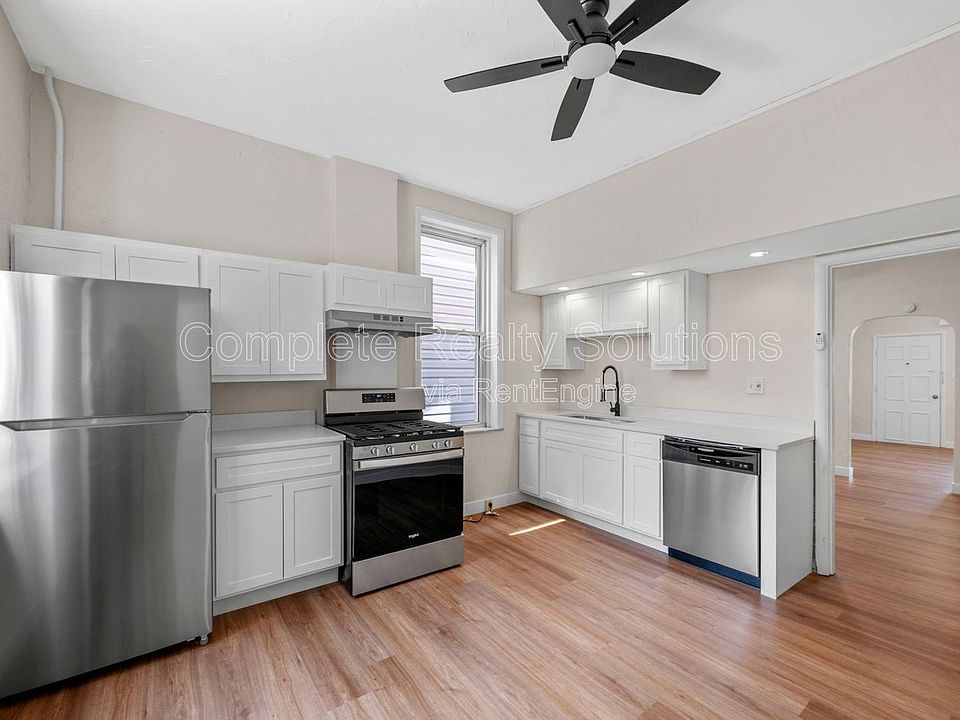1st image of 2730 59th St Floor 1
