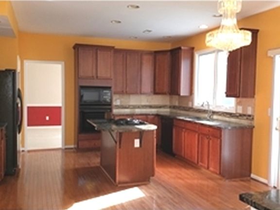 4th image of 4 Amberfield Ln
