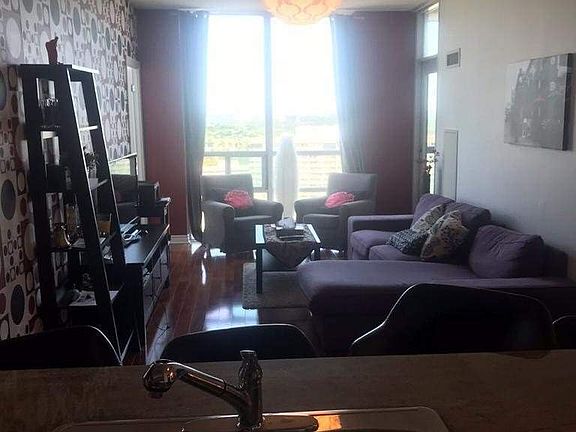 5th image of 3504 Hurontario St Unit 2310