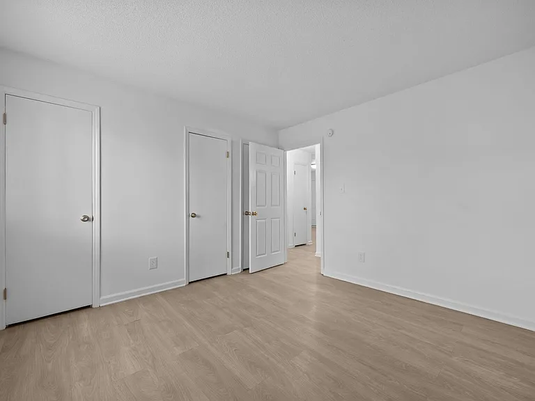 1011 Camden Ave — Photo 7