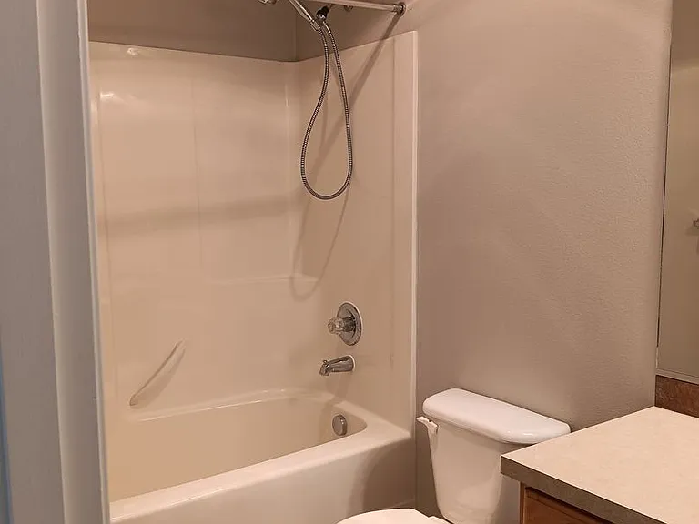 652 Jasmine Cir — Photo 17