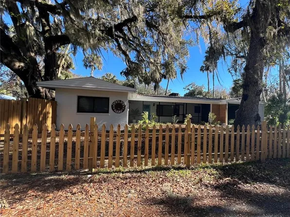 18223 SE 145th Ter, Hawthorne, FL 32640