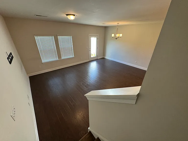 958 Oak Ridge Ln #958 — Photo 4