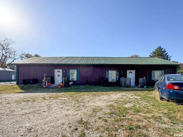 825 Grant Pl, Canton, IL 61520