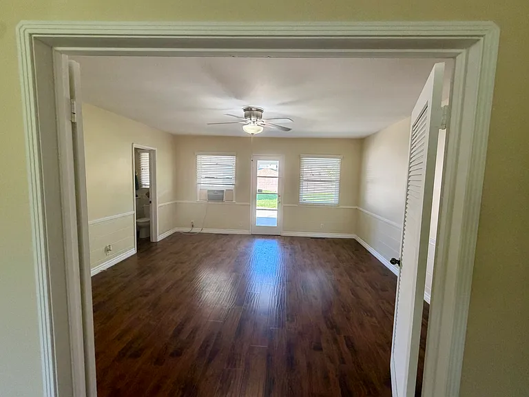 Raviller Dr — Photo 9
