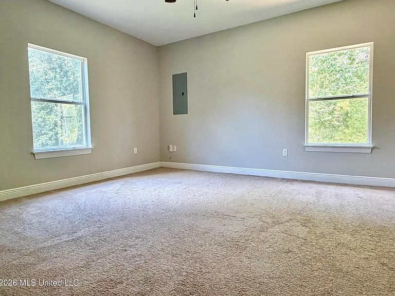 2068 Bienville Ave — Photo 6